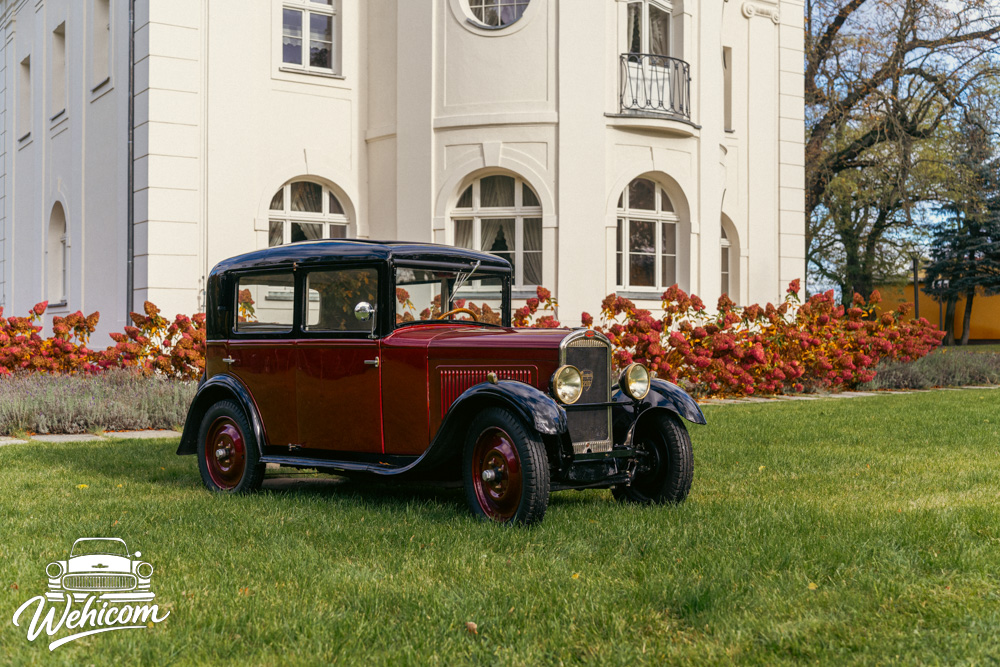 Zabytkowe auto na ślub — dlaczego warto postawić na klasyka zamiast nowoczesnej limuzyny?